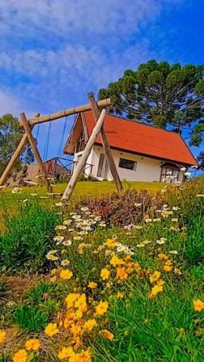 Casa de vidro encantadora com hidromassagem